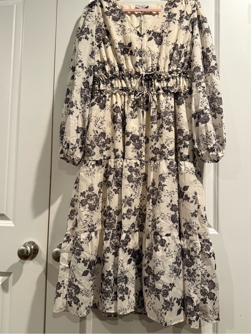 Floral Tiered Midi Dress in Cream and Black